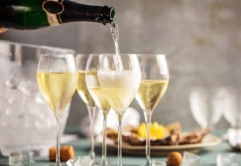 Champagne Guide Glasses