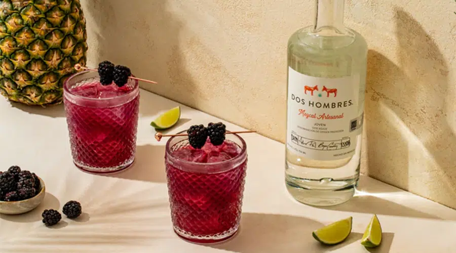 Dos Hombres Es Berry Berry Good Dos Hombres Es Berry Berry Good