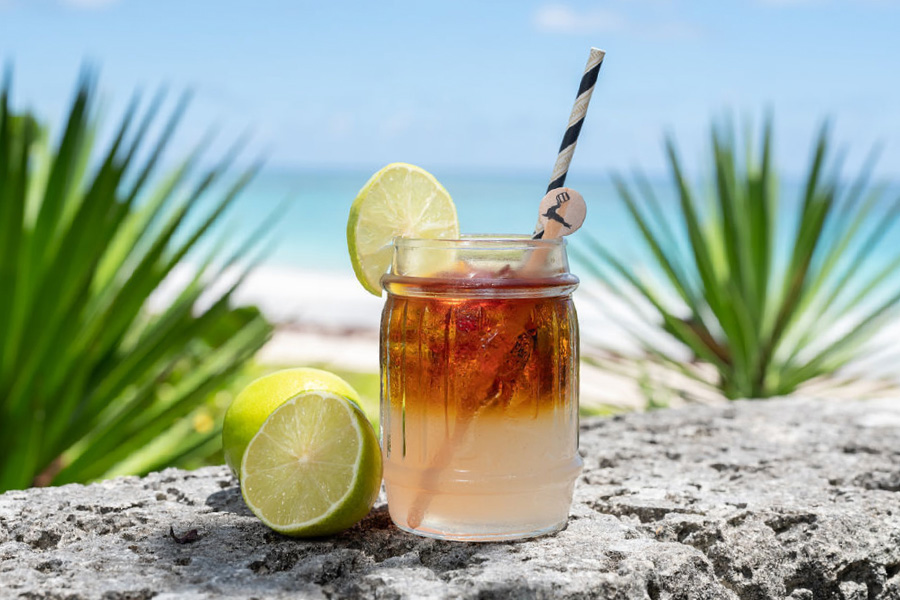 Dark ’n Stormy cocktail Dark ’n Stormy | Best Rum Cocktails