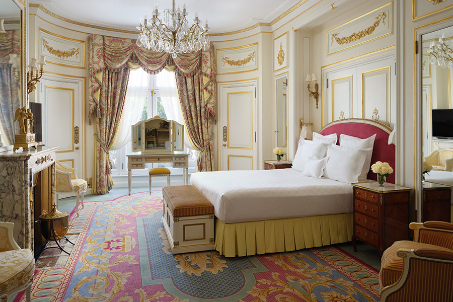 London's Luxury Hotels so You can Stay in Comfort & Style