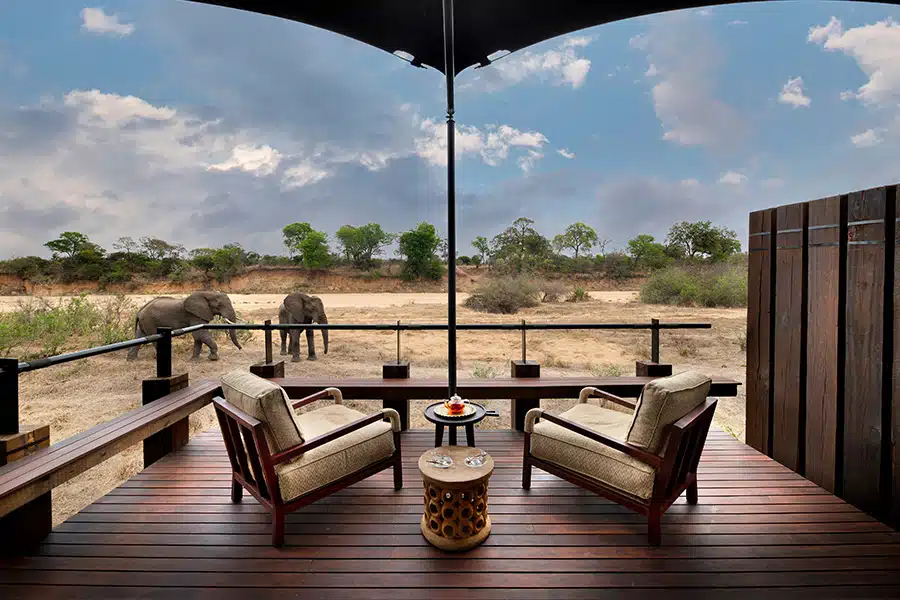 Booking a Luxury Safari Booking a Luxury Safari